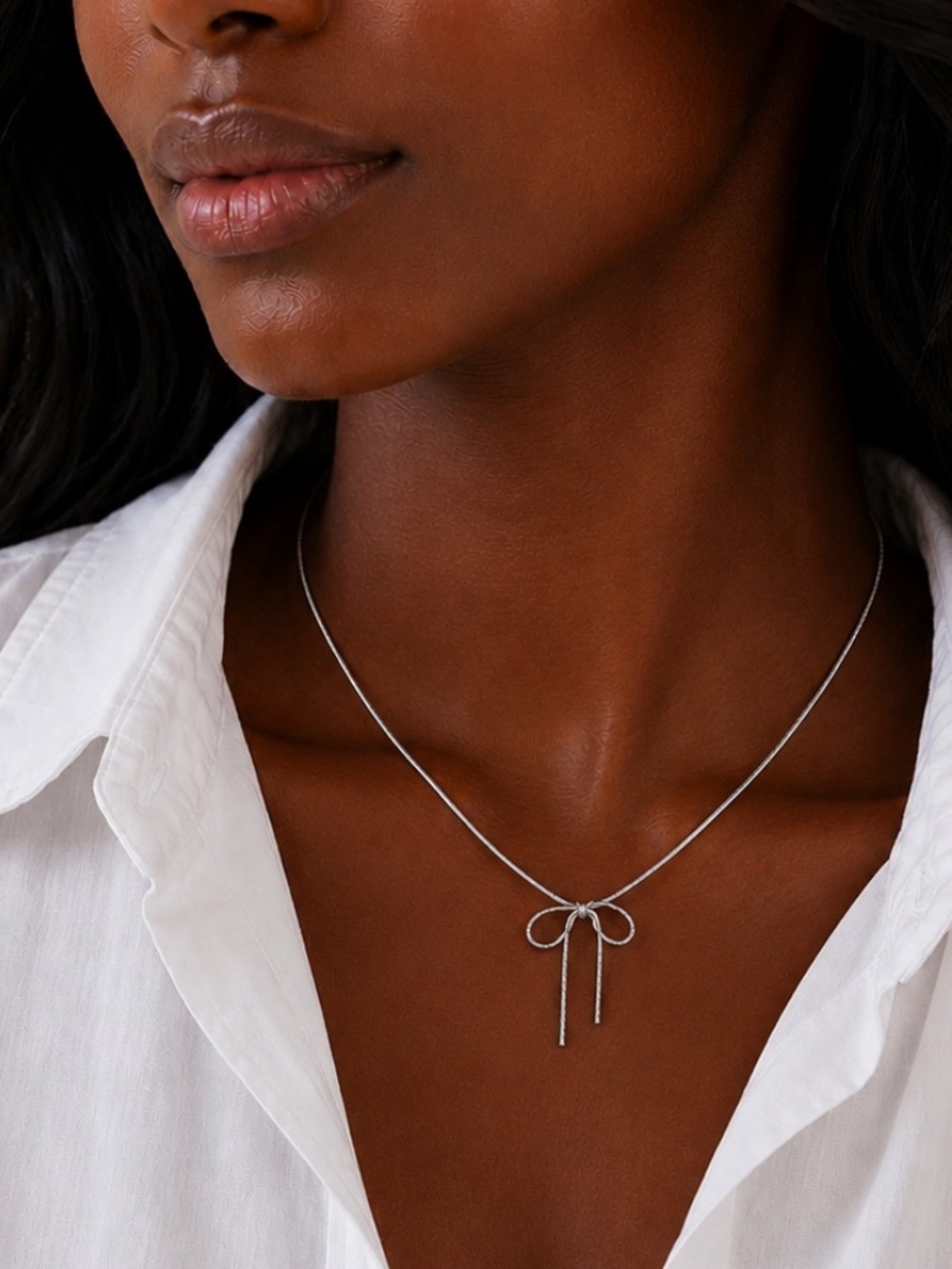 New! Classic Silver Bow Chain Necklace NWOT